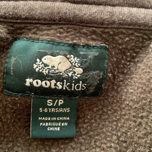 Gently Loved Hoodie Zip Up Jacket by RootsKids - Picture 5 of 9